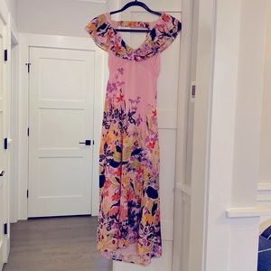 Like-new Anthropologie V-Neck Ruffle Midi Dress with open/tie back